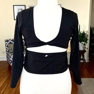 🖤 Women's Plus Size 2X Black Fabletics Long Sleeved Top With Twist Back